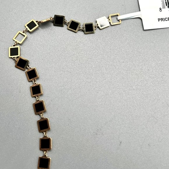 The Lovery 14k Yellow Gold Square Necklace In Onyx And Gold - Picture 5 of 11